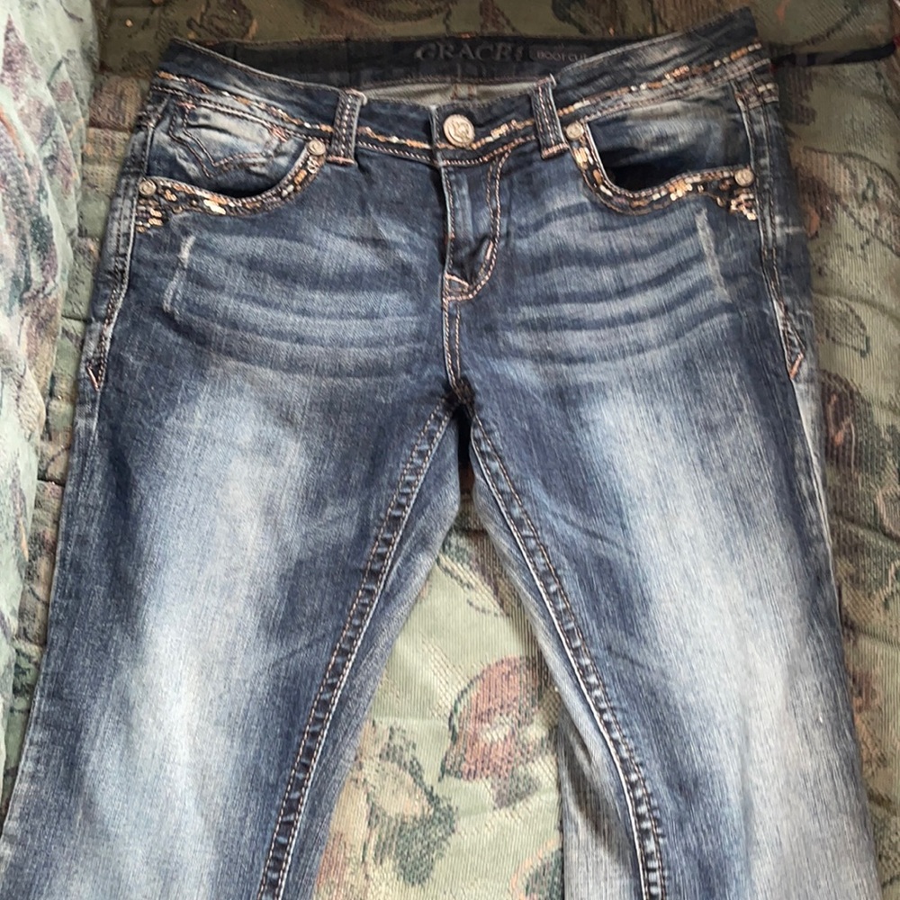 Boot cut jeans